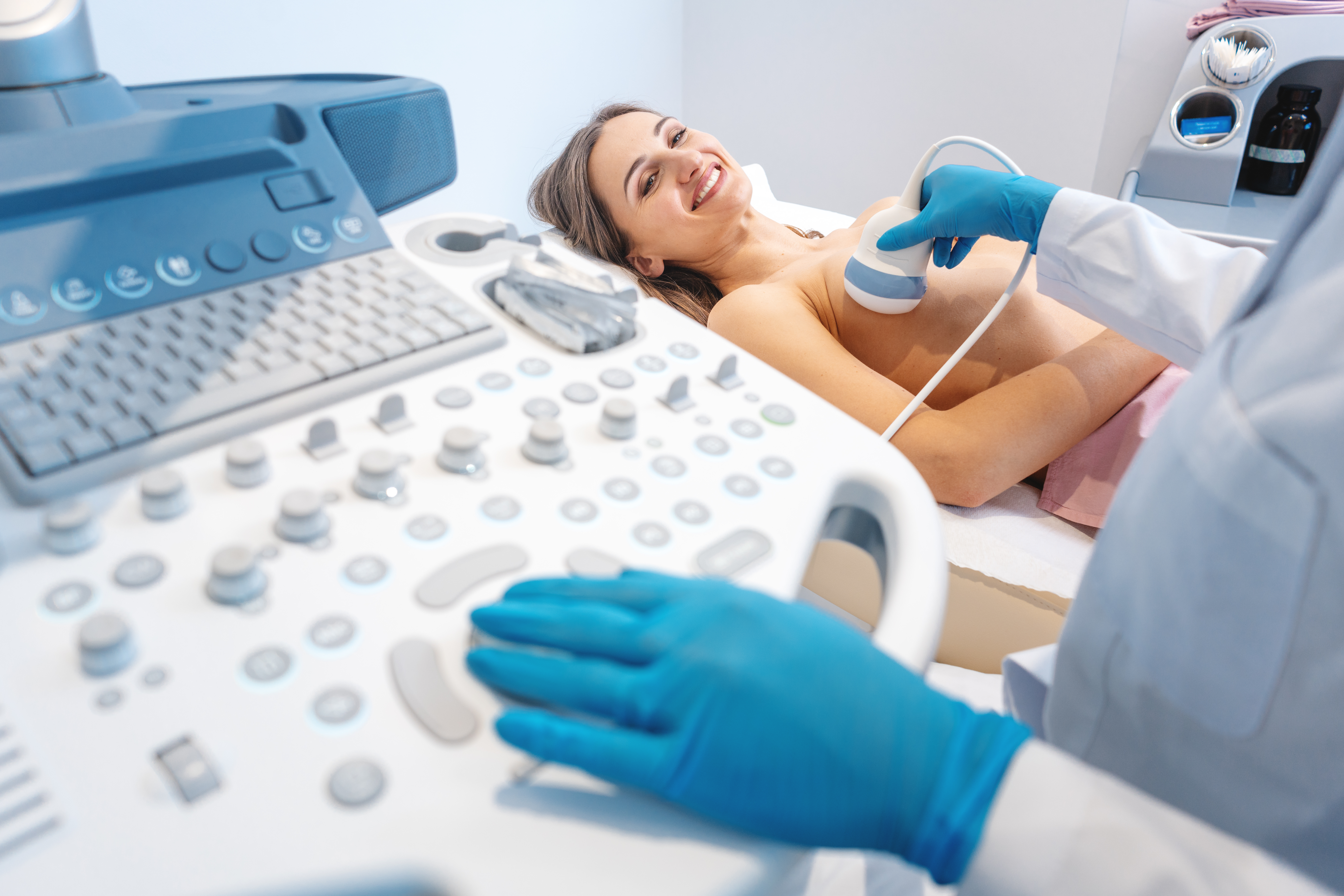 AI algorithm reduces false positives in breast ultrasound