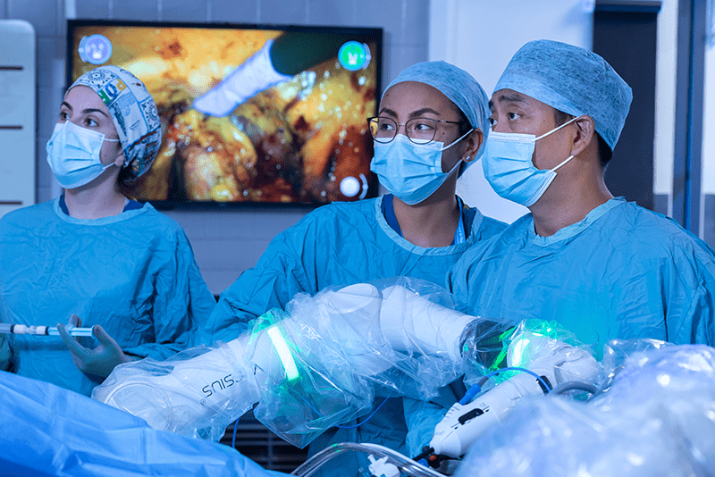 Guy’s and St Thomas’ acquire a Versius robot for keyhole surgery