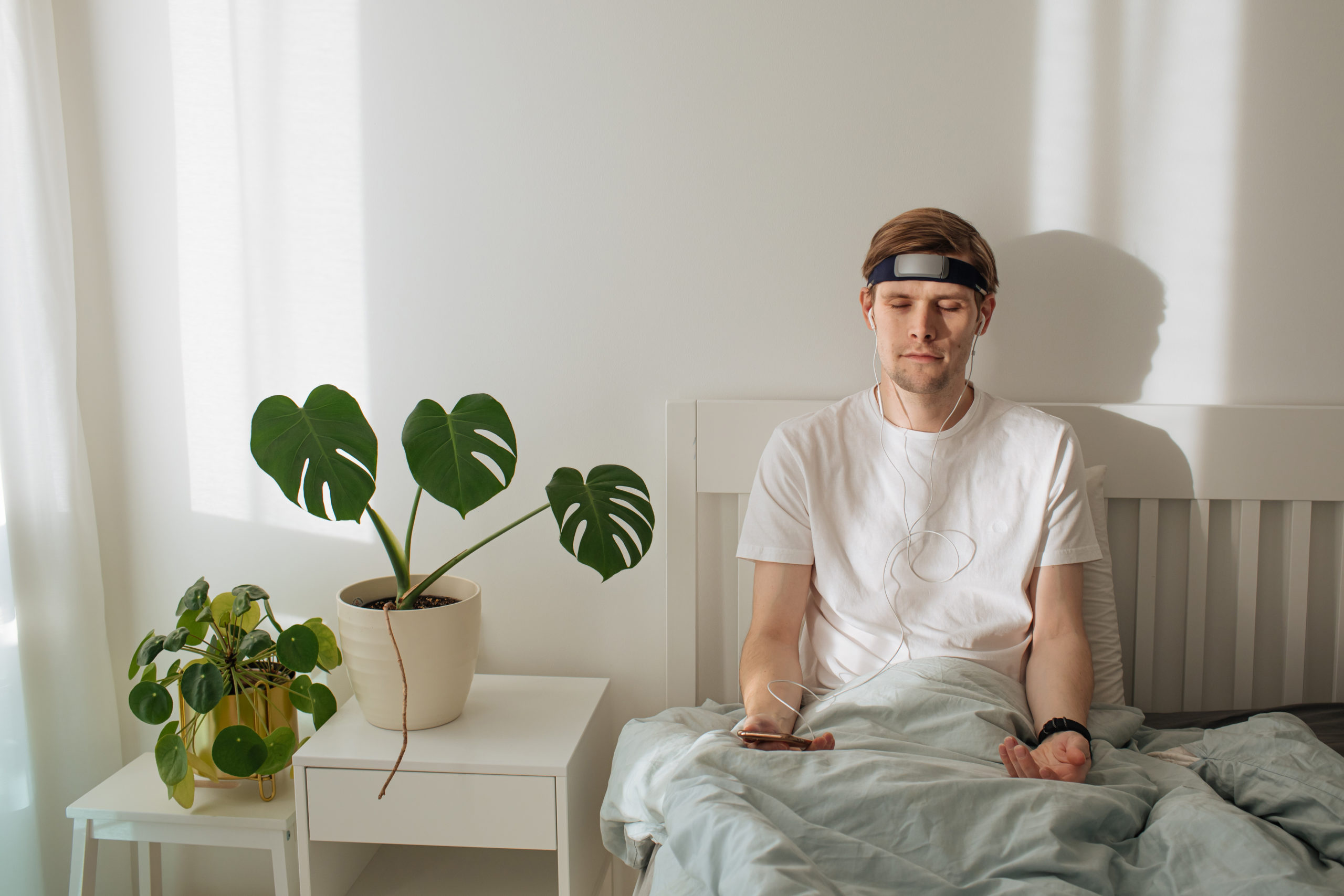 How often do people make use of digital tools for mental health support?